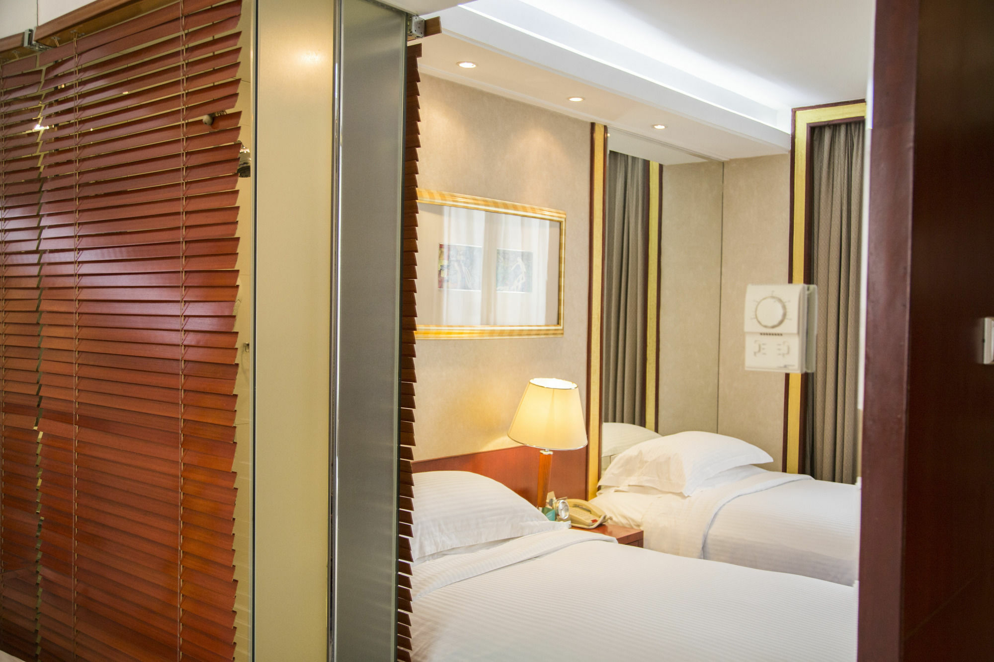 Grand Mercure Xian On Renmin Square Buitenkant foto